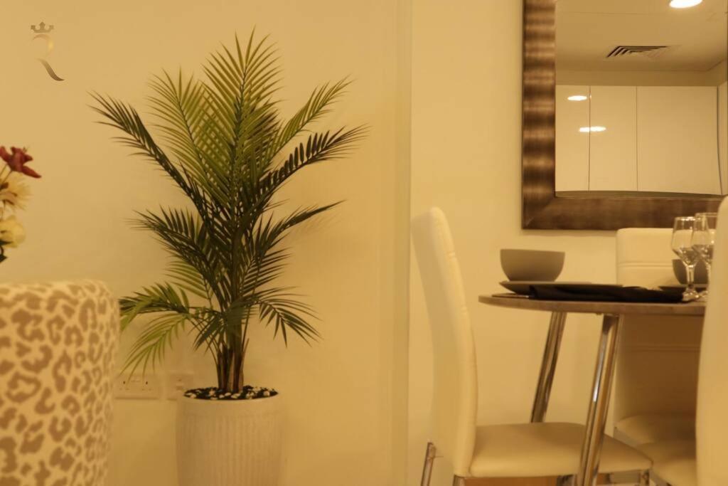 Apartment Amber Glow 2br Al Raha