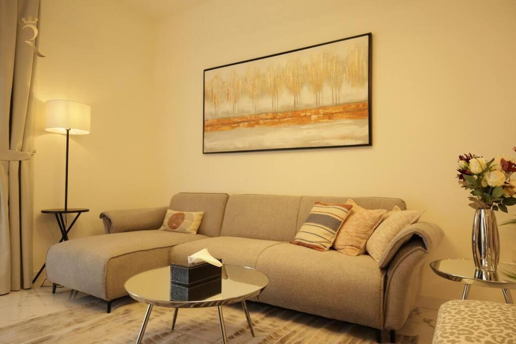 Apartment Amber Glow 2br Al Raha