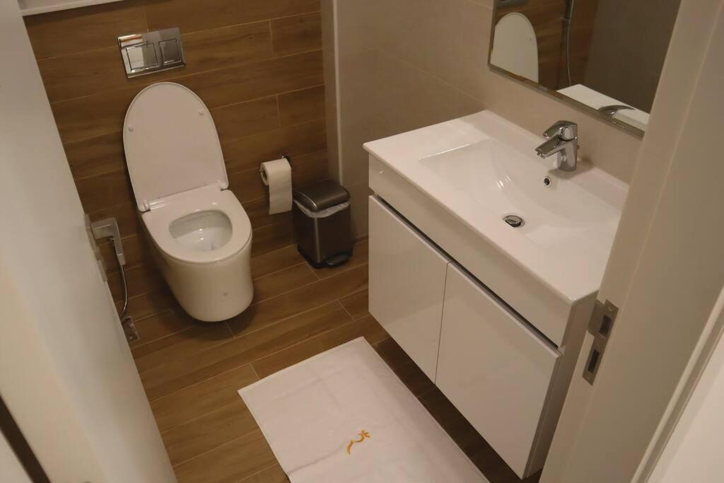 Amber Glow 2br Al Raha Apartment Abu Dhabi